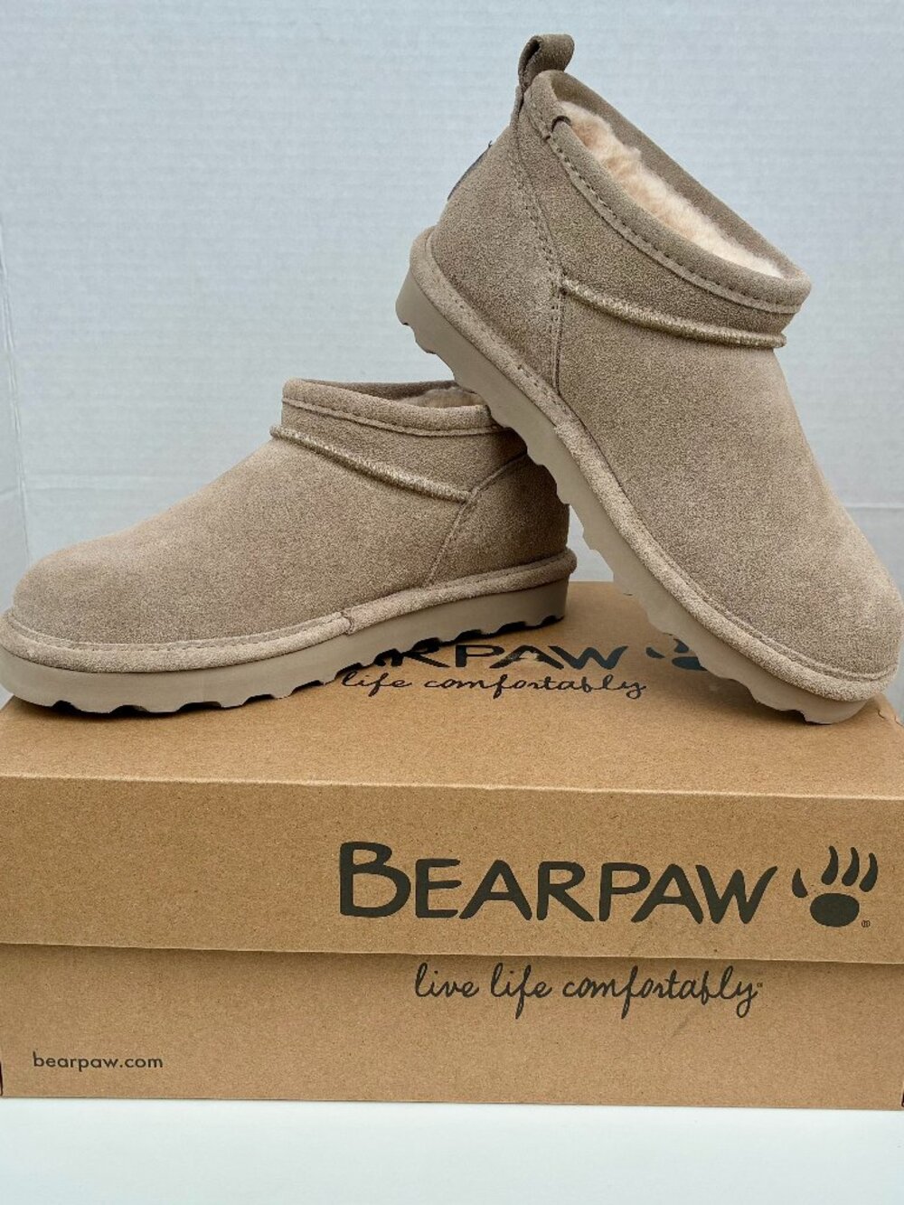 BEARPAW Boots - Super Shorty - Women's Size 5 - Mushroom - 3049W - NEW (NIB)